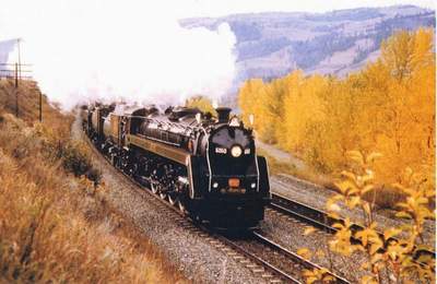 CN 6060 near Kamloops, BC. Photo submitted by Art Harris.